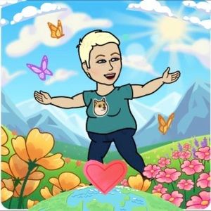 Meet your Posher, Lora